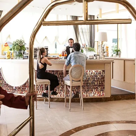 Nettuno Hotel 4*